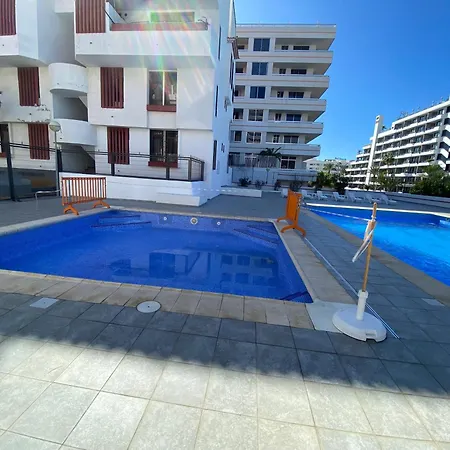 Cristianos Holidays Apartamento